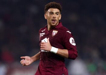 Adesso è Adams a tenere in ansia. Simeone spera