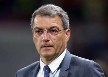 Juve, Comolli a muso duro: “Rosso a Kelly incredibile, come si fa a mandare un arbitro del genere”