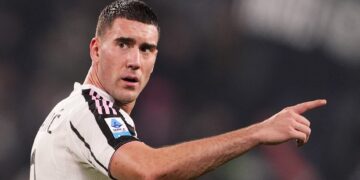 Vlahovic prof, chi studia alla Continassa: dalla risposta al piccolo tifoso al rientro Juve