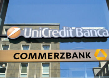 Unicredit lancia OPS su Commerzbank per superare la soglia del 30%