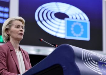 Bollette in Europa più care, la guerra in Iran ci costa 3 miliardi per l’energia