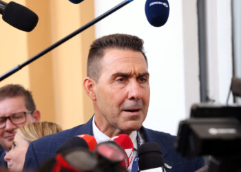 Vannacci, in Sassonia Afd al 44,5%, Merz ha l’ulcera. L’Ue cambia