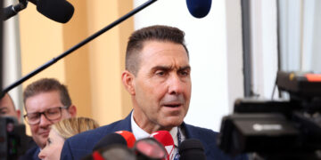 Vannacci, in Sassonia Afd al 44,5%, Merz ha l’ulcera. L’Ue cambia