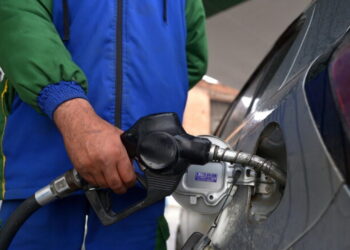 Carburanti, lo sconto dell’Eni fa scattare i risparmi: 9,35 euro in meno per un pieno di diesel