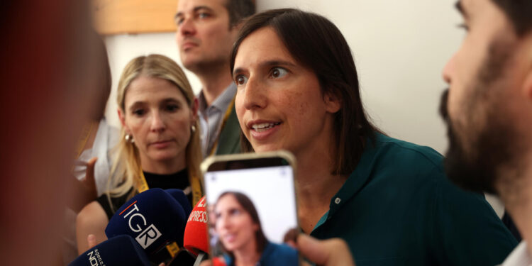Schlein scommette sul clima, Conte blinda le primarie