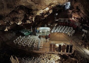 Prime nozze civili nella grotta di Bossea, unita coppia di speleologi