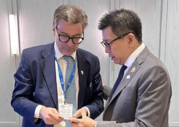 Duello sulle banche. Giorgetti: ‘Non morirà nessuno’. Maxi arretrati ai magistrati