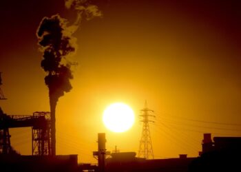 Ilva, da cdm decreto per tenere accesa Taranto in attesa Cassazione
