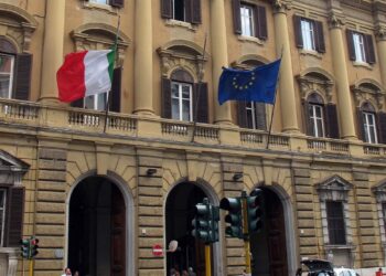 Btp all’asta il 13 ottobre, quali titoli tenere d’occhio: cedole e rendimenti