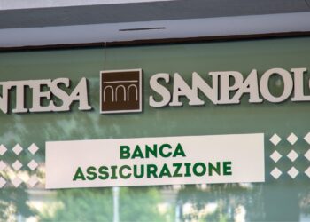 Intesa alza l’offerta su Mps a 31,4 miliardi e dà l’ultimatum: nessun accordo con Bpm